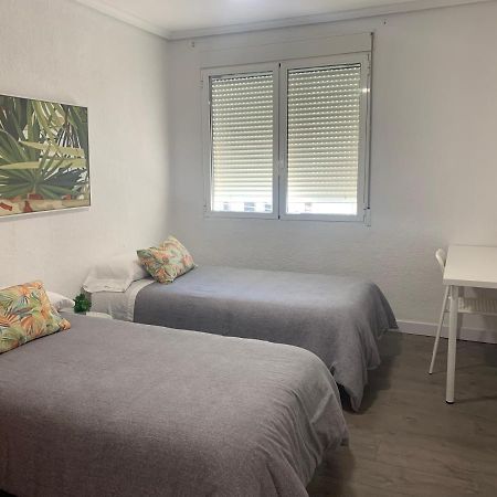 Espectacular Apartamento A 100Mt De La Playa Las Arenas Valencia Luaran gambar