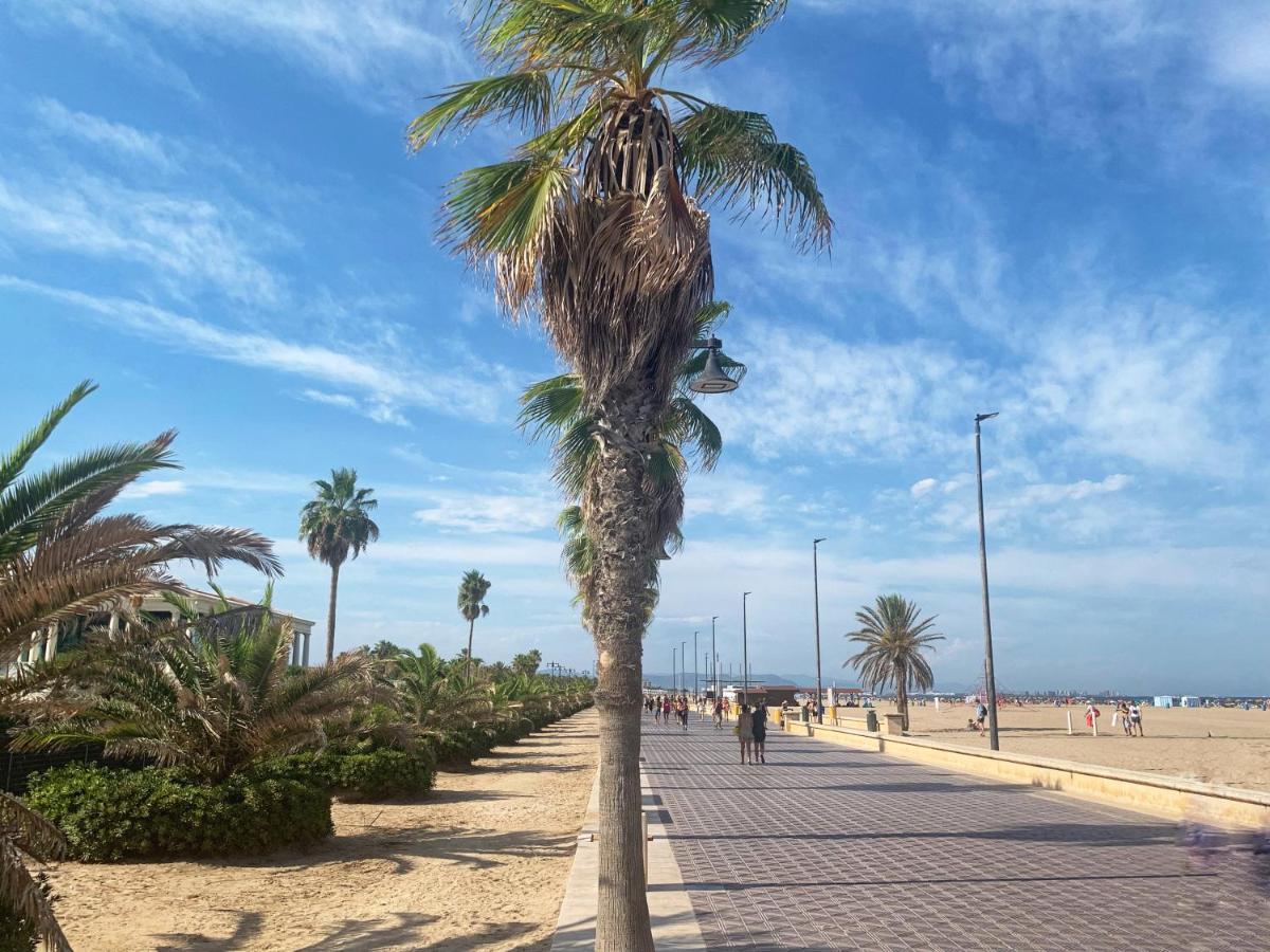 Espectacular Apartamento A 100Mt De La Playa Las Arenas Valencia Luaran gambar